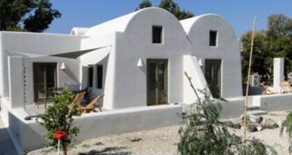 10 meters from the Beach!