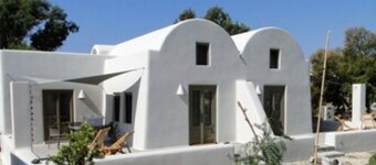 10 meters from the Beach!