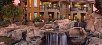 Desert Springs Villas II