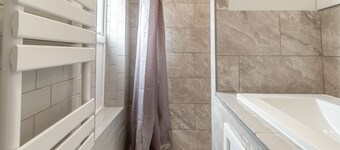 Bluebell Apartment - UK42381