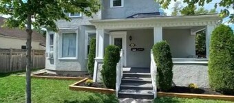 Niagara Falls Dream Family Retreat 3 BD 2 BA apartment