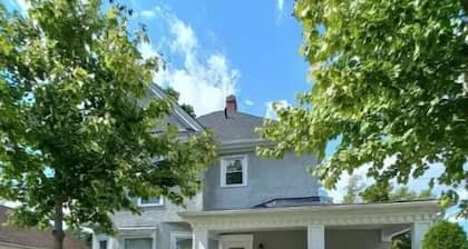 Niagara Falls Dream Family Retreat 3 BD 2 BA apartment