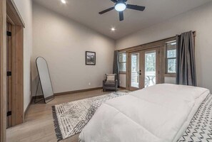 2 habitaciones, cuna de viaje, wifi gratis y ropa de cama 