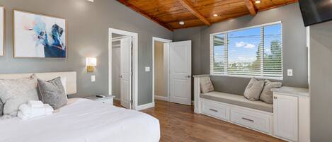 4 chambres, lit de bébé portatif, Wi-Fi, literie fournie
