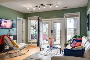 Smart-TV, Bücher, Drucker