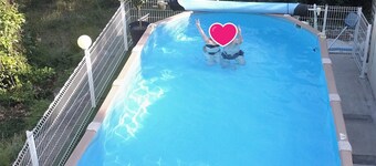 Villa avec piscine Jacuzzi et cheminée proche mer et montagne.