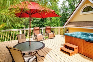 Terrace/patio - Cherry Valley Manor Luxury Bed and Breakfast  (Stroudsburg)