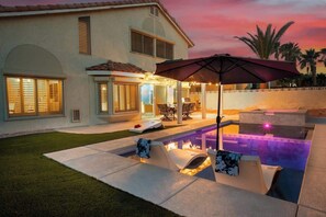 Udendørs pool, opvarmet pool