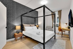 2 habitaciones, tabla de planchar con plancha, wifi y ropa de cama 