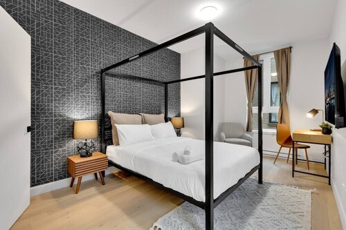 Spacious & peaceful 2 bedrooms, sleep 6