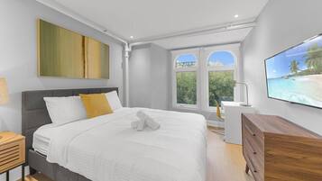 2 chambres, fer et planche Ă repasser, Wi-Fi, draps fournis