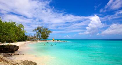 Ocean Gaze - Luxury Townhouse - Includes 2 Ensuites