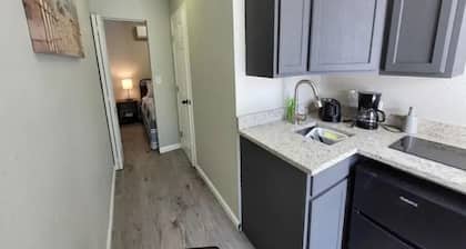 Luxury Studio Suite 11