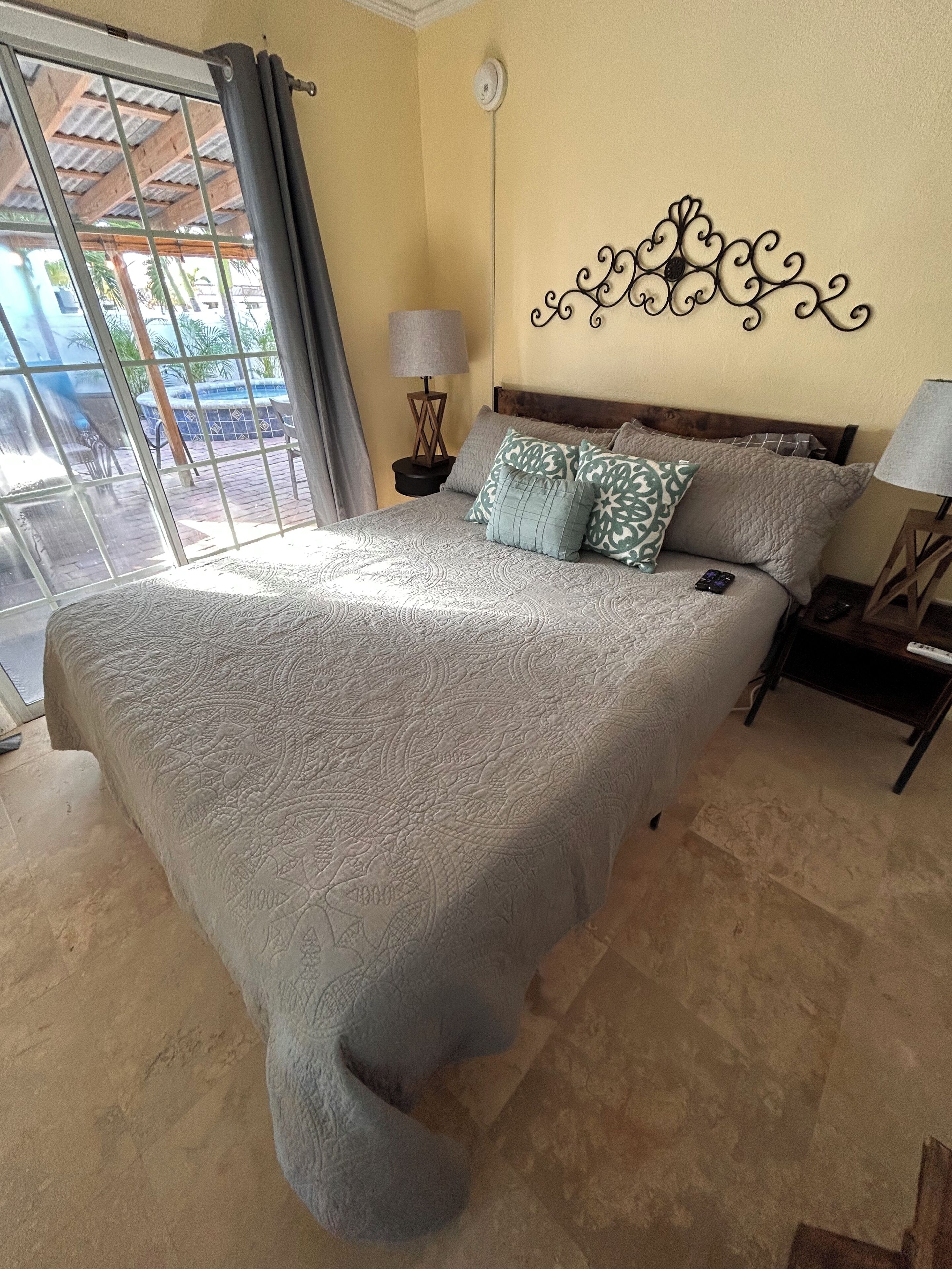 2 bedrooms, travel crib, WiFi, bed sheets