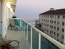 Deluxe Condo, 2 Bedrooms, City View | Balcony view