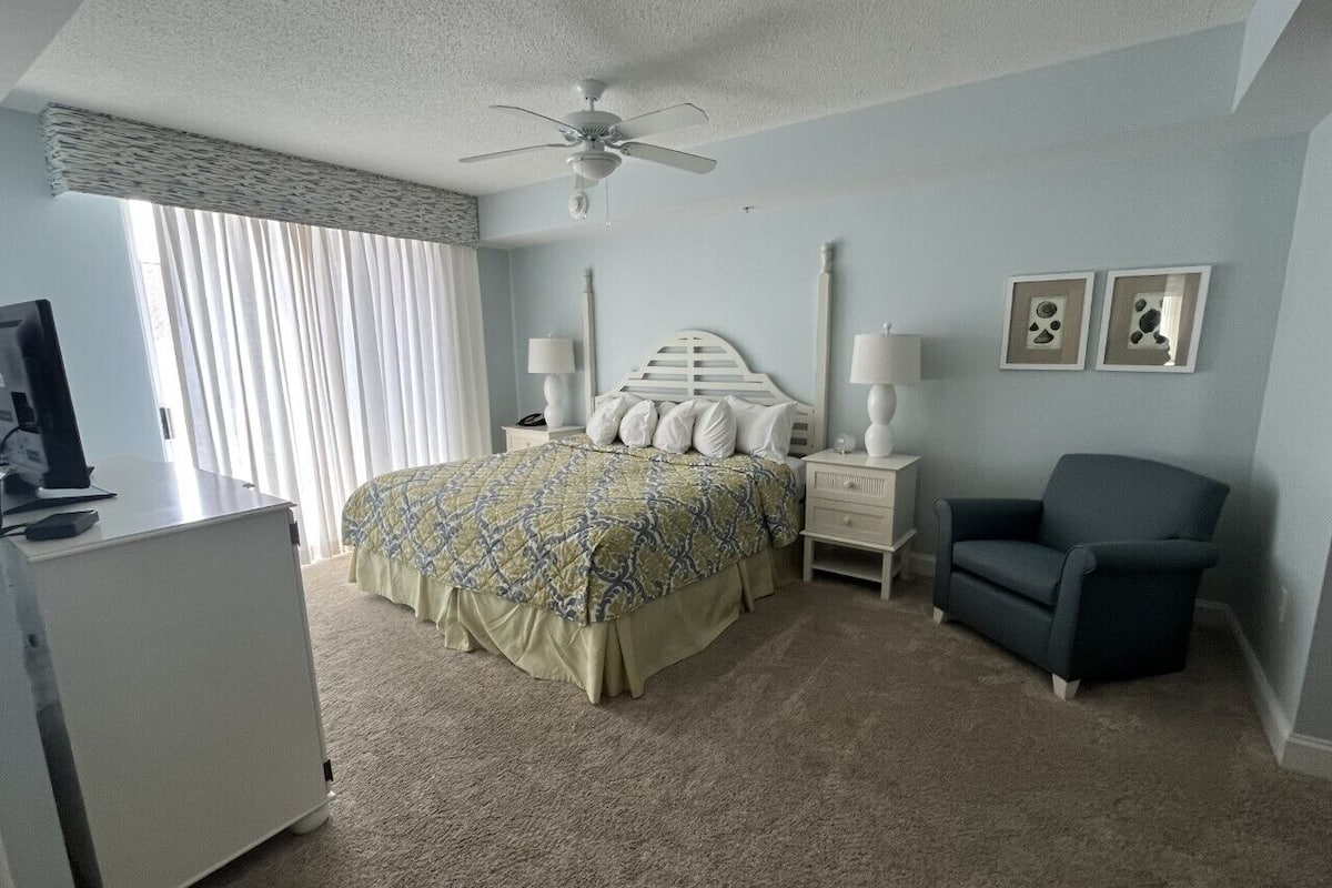 Deluxe Condo (unit 505 (#72576)) | 2 bedrooms, individually decorated, individually furnished, free WiFi