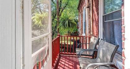 Historic Benton Park HUGE 2 BR Condo