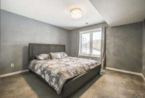 Family Cottage - Cottage By The River (Wasaga Beach)