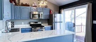 Serene & Cozy Waterfront Home with Breathtaking Sunset Views,  Pet Friendly!