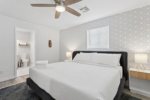 4 bedrooms, desk, iron/ironing board, travel cot