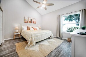 2 camere, ferro/asse da stiro, Wi-Fi gratuito, lenzuola