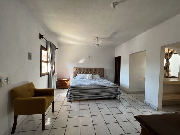 1 chambre, accès au Wi-Fi (inclus), literie fournie