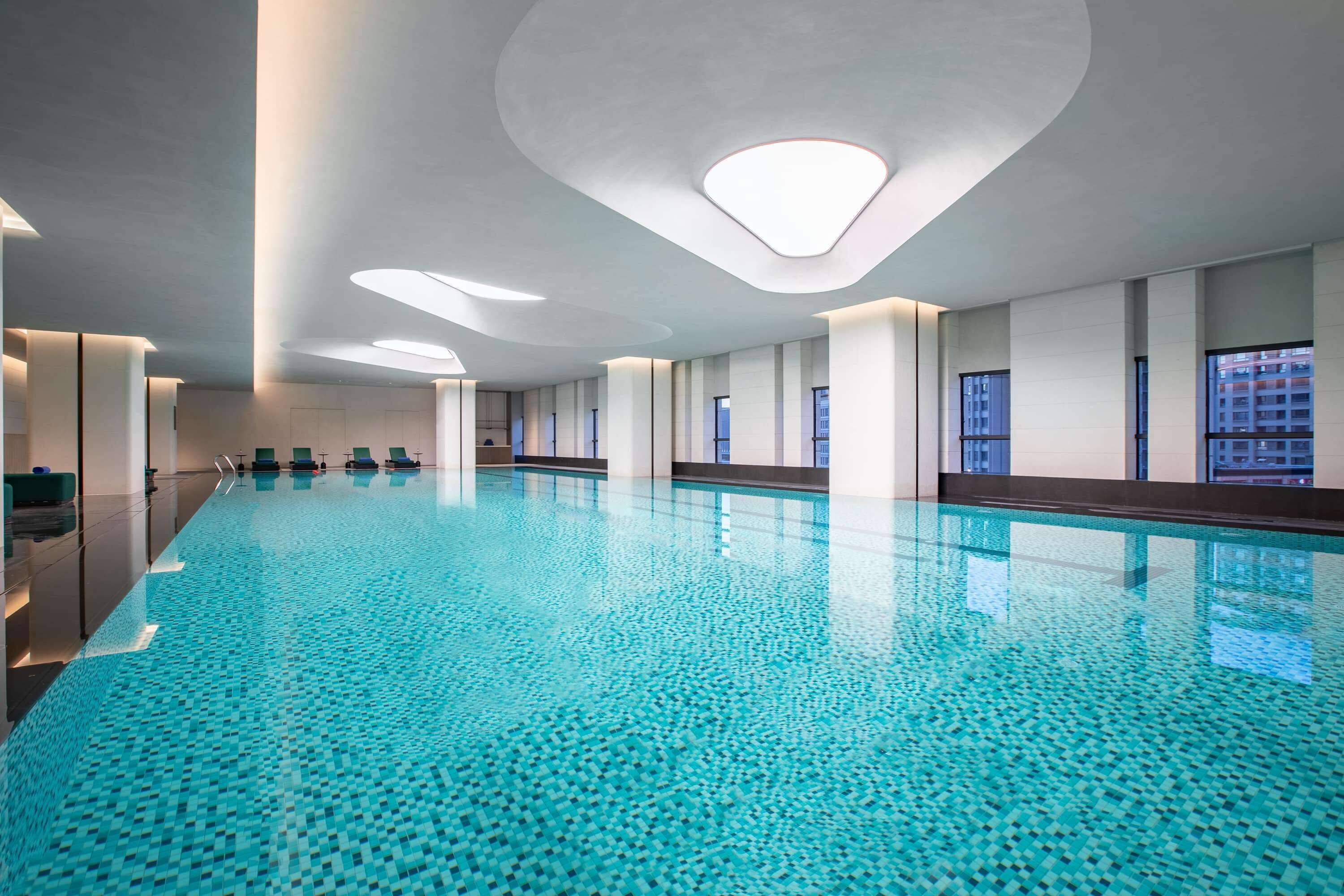 Hồ bơi trong nhà 