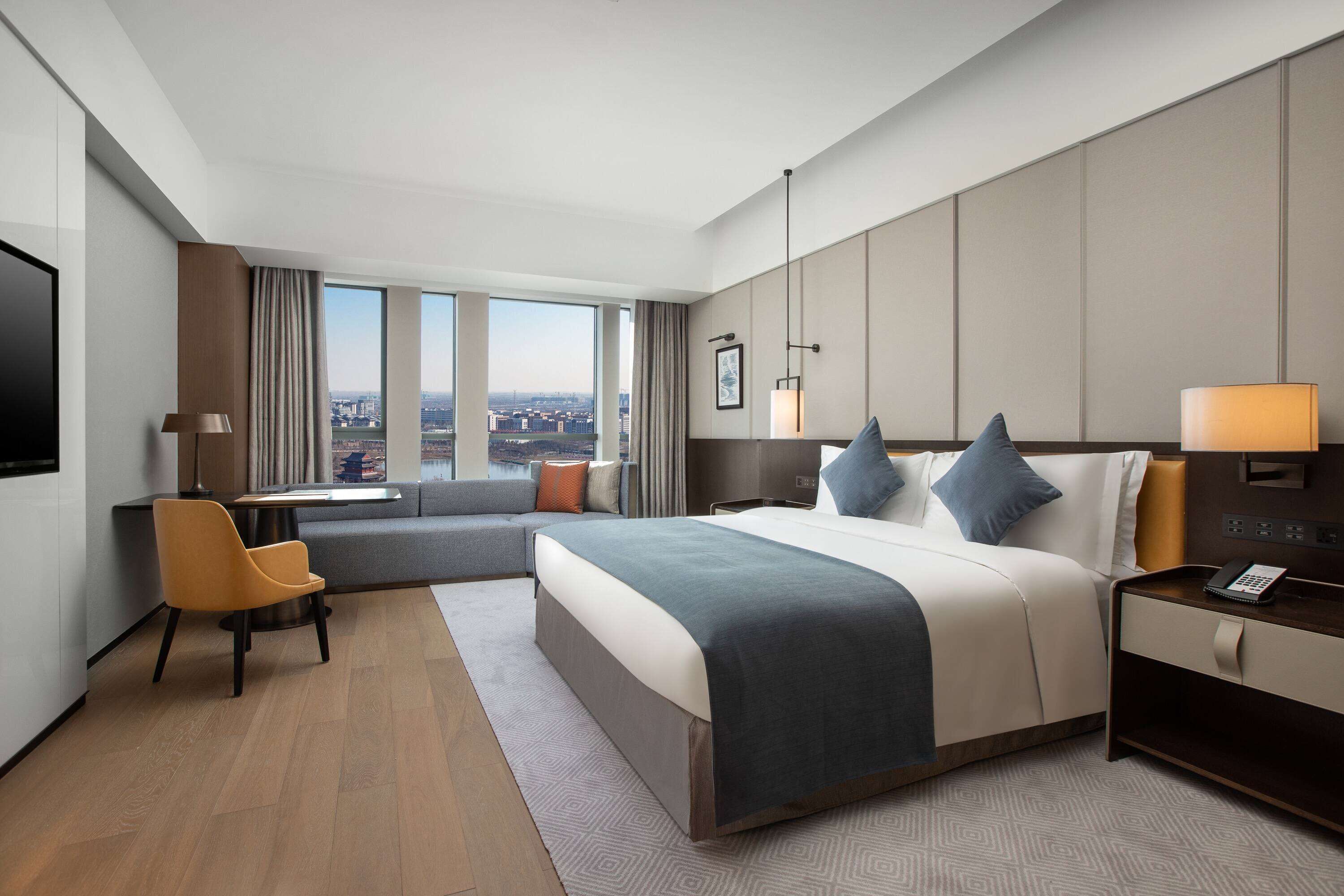 Phòng Deluxe, 1 giường cỡ king, không hút thuốc | Bộ đồ giường cao cấp, chăn bông, minibar, két bảo mật tại phòng 