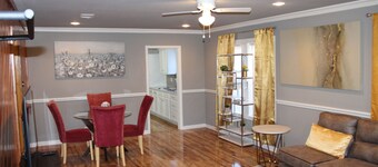 3BR House minutes from Downtown