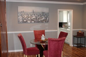 Interior - 3BR House minutes from Downtown (Dallas)