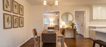 Stylish & Comfy North Hills Getaway! 