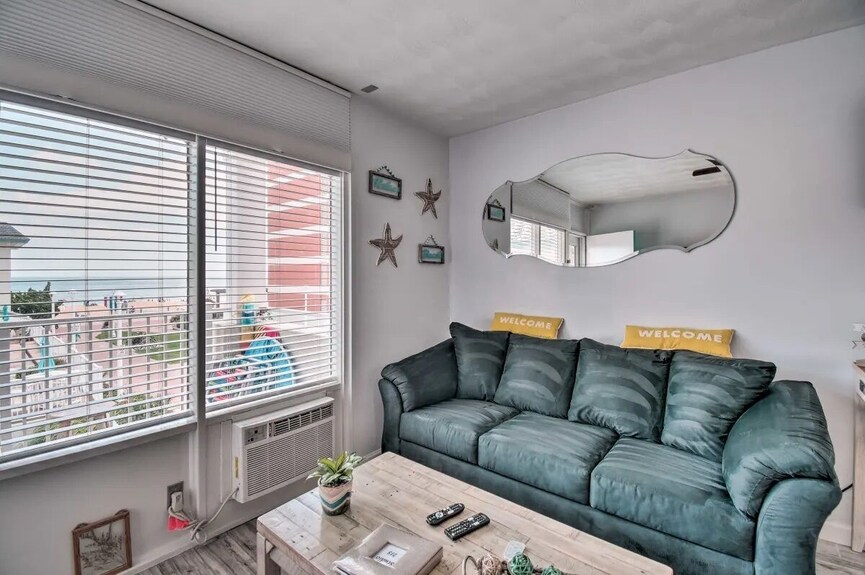 Vb Condo,boardwalk/oceanfront,beach, Pool,kitchen - Virginia Beach, VA