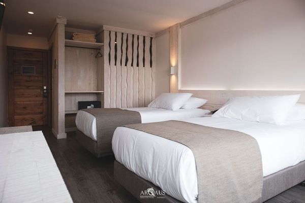 Premium bedding, Select Comfort beds, in-room safe, desk