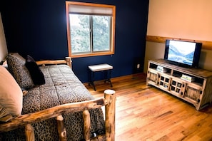 Townhome, 3 Bedrooms | 3 bedrooms, free WiFi - Sunset Ridge Condo Virginia Home â Luxurious 3 Bedroom, 2 Bath 3 Townhouse - #3106 by RedAwning (Estes Park)
