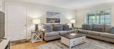 Smart TV, DVD player, books, video library
