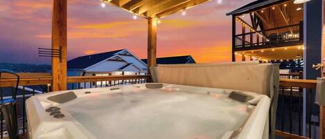 Tina de hidromasaje al aire libre