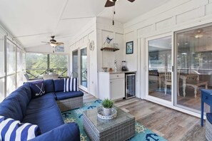 Téléviseur connecté, foyer