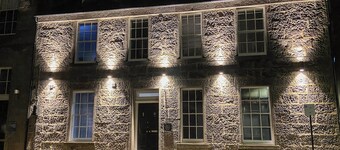 2 bedroom accommodation in Aberdeen