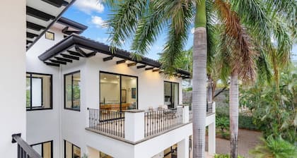 Private Beach Access- Golf Front with Beach club membership & Daily Housekeeping