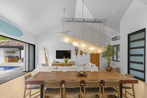 Dining - Casa Prana (Reserva de Golf 84, Hacienda Pinilla)