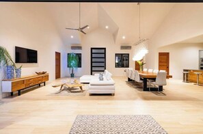 Smart TV, offices