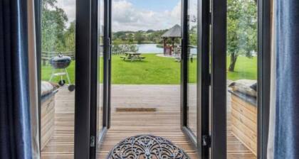 cabin in devon