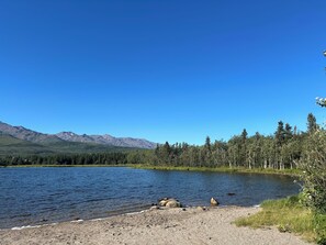 Beach towels - Authentic Alaskan cabin experience near the heart of Denali (Healy)