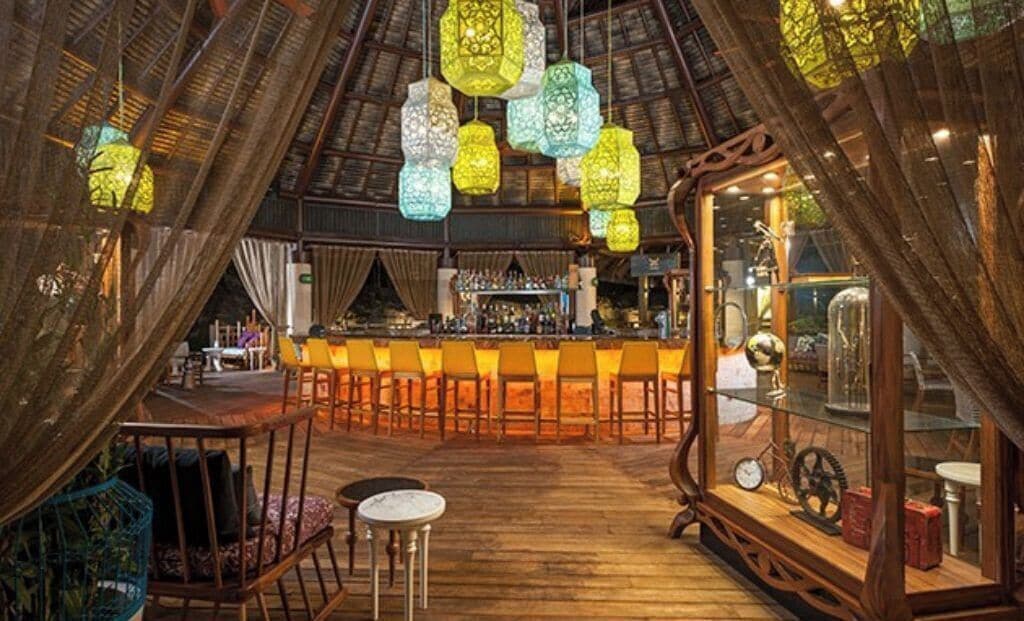 Bar (en la propiedad)