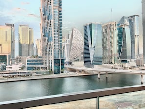 Apartment (1 Bedroom) | Balcony