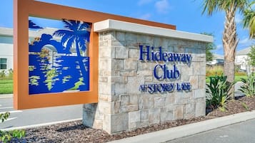 Condo, 3 Bedrooms | Exterior