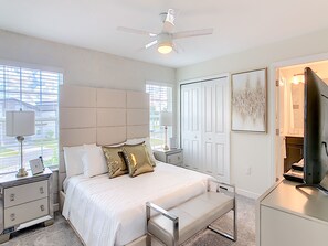 4 bedrooms, iron/ironing board, free WiFi