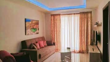 Apartment, Multiple Beds | Living area