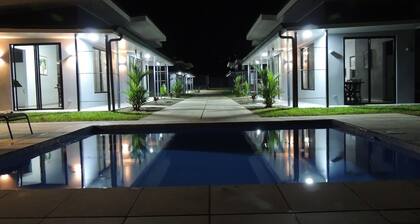 New Home with A/C | Wi-Fi | W&D | Smart TV | Full Kitchen | Pool | Free Parking