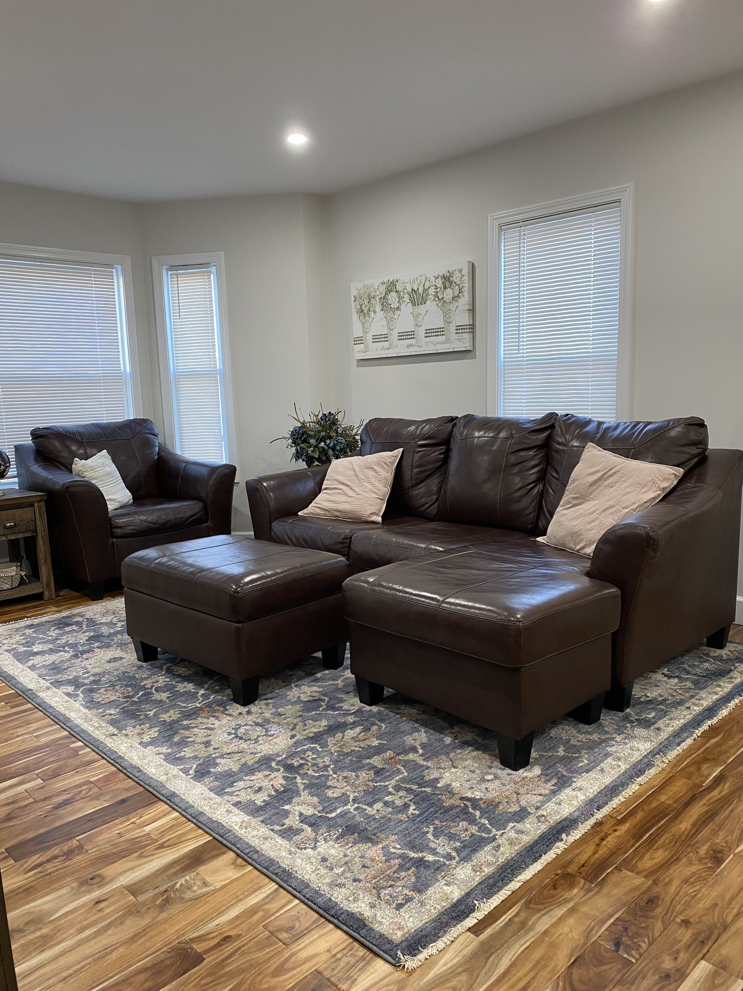 Stunning Beautiful And Gorgeous Townhome 15 Mins To Downtown Boston! - Quincy, MA